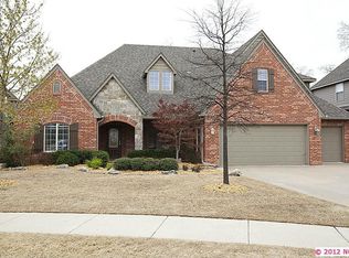 8880 E 105th Ct, Tulsa, OK 74133