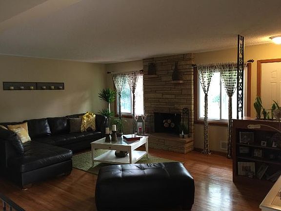 5th image of 4208 Aquila Ave N