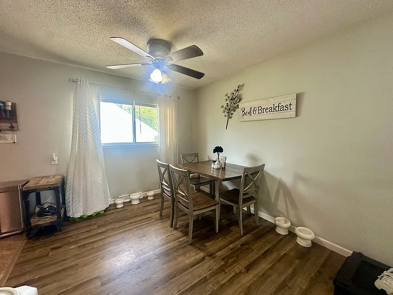 4 bed, 2.0 bath, 1881 sqft, $1,900 — Photo 3