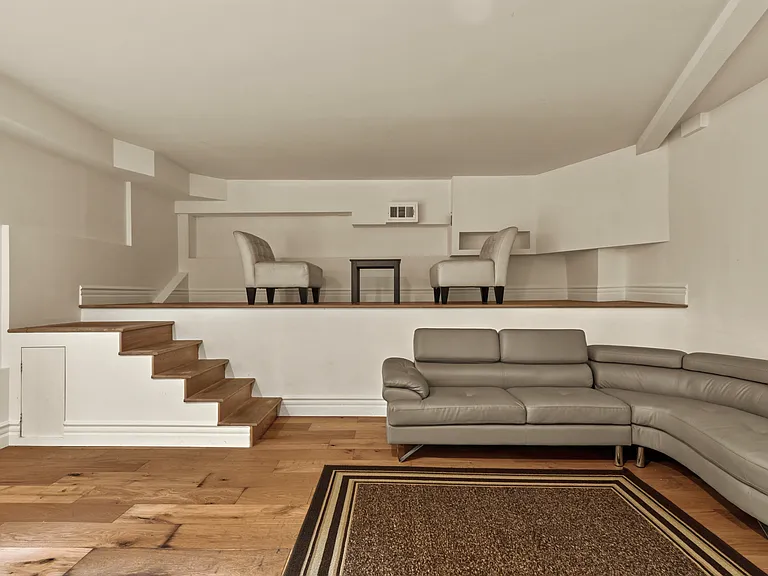 3780 Multiview Dr — Photo 37
