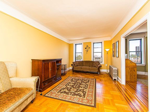 Large Living Room With Views