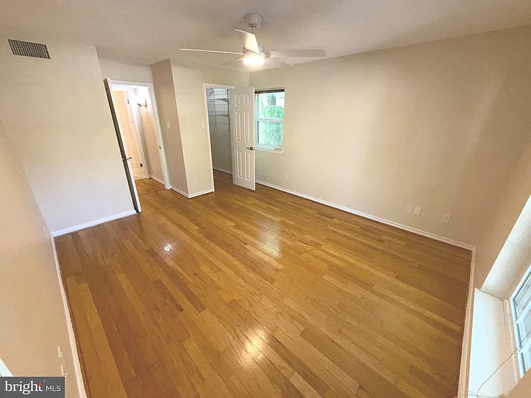 1534 Lincoln Way #204 — Photo 12