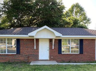 184 Saint Mary Rd, Cottonwood, AL 36320