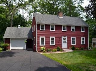 164 Ledgewood Rd, Dedham, MA 02026