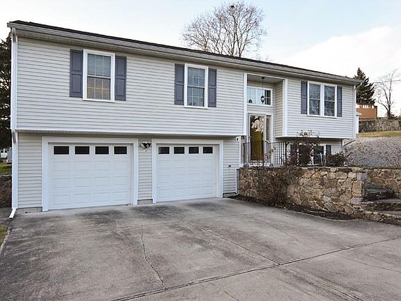 2nd image of 19 Loxley Dr