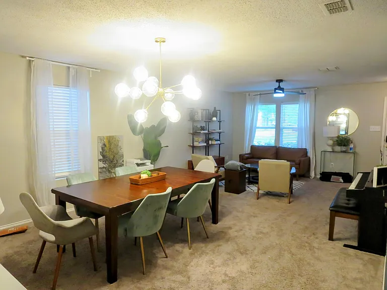 2348 White Oak Dr — Photo 6