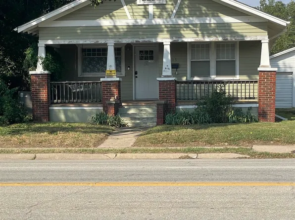 105 E 15th St, Wellington, KS 67152