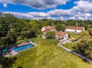 445 Round Hill Rd, Greenwich, CT 06831