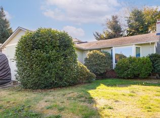 595 Delora Dr, Colwood, BC V9C3S2