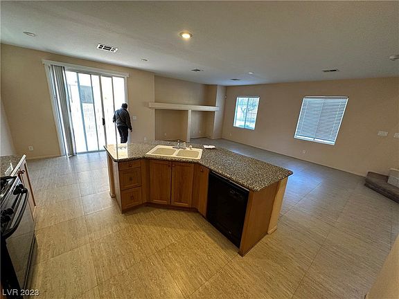 2nd image of 3581 Pinnate Dr #0