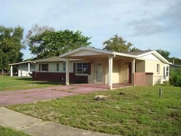 2720 Mars Dr, Titusville, FL 32796