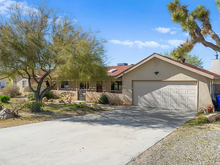 58328 Bonanza Dr — Photo 5