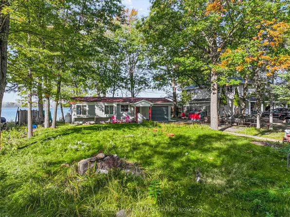 4268 Armitage Ave, Ottawa, ON K0A 1T0