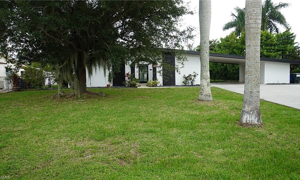 1st image of 544 Bayside DR