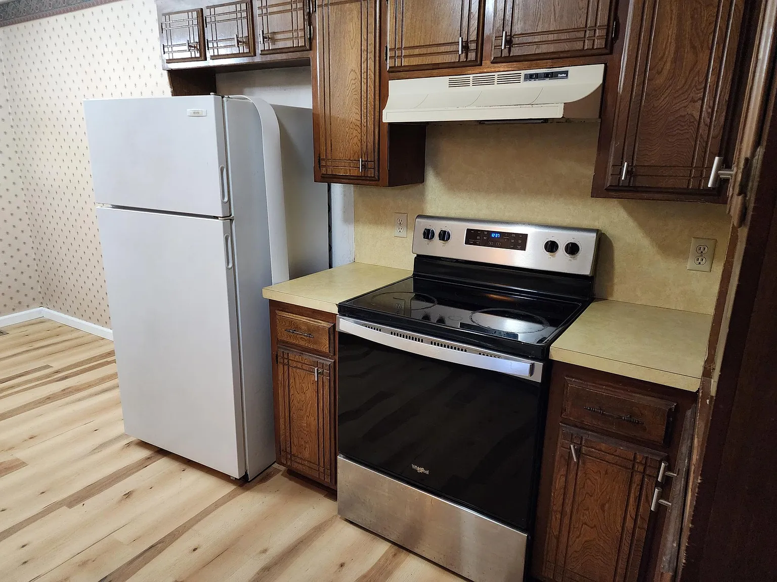 4 bed, 1323 sqft, $1,475 — Photo 2