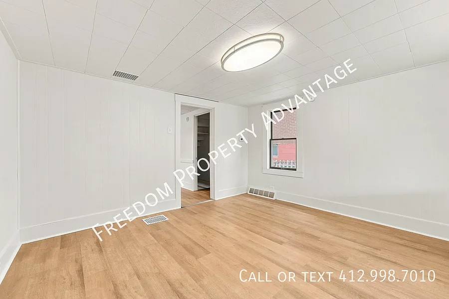 425 32nd St- McKeesport — Photo 4