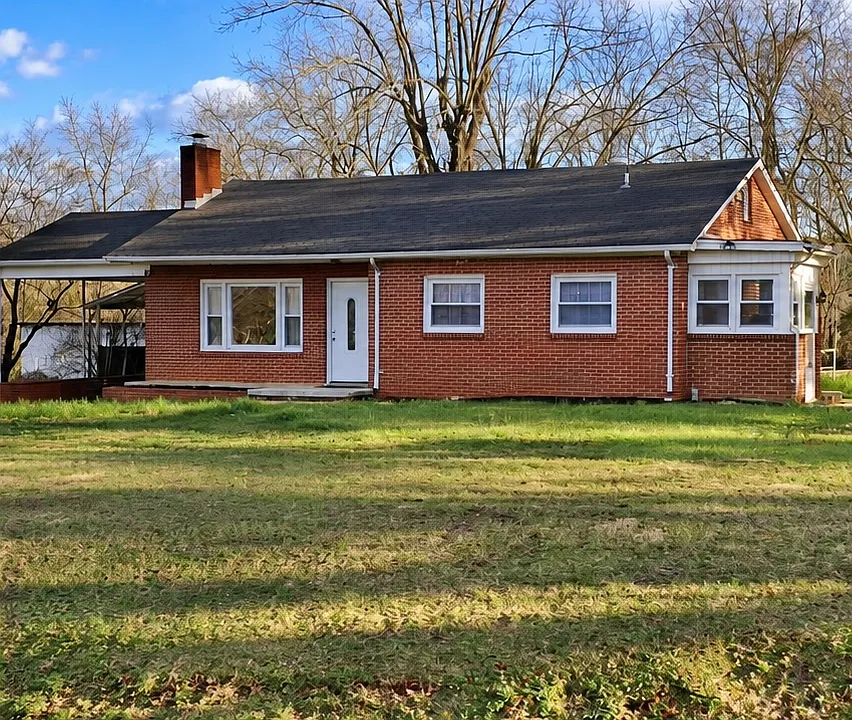825 Hopewell Rd