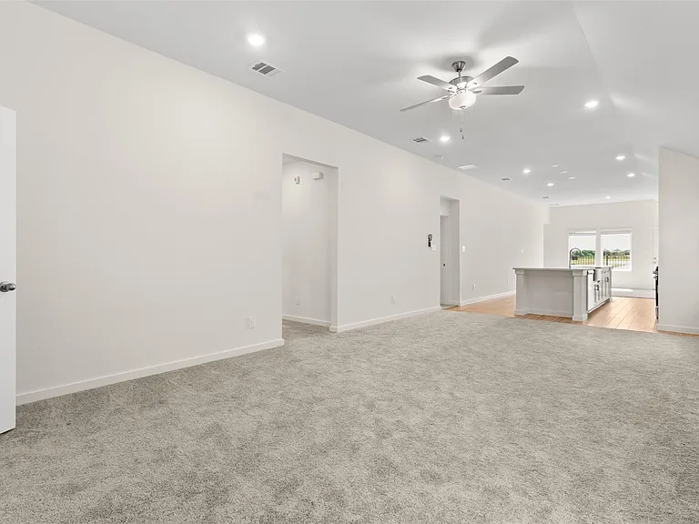 6643 Escondido Dr — Photo 4