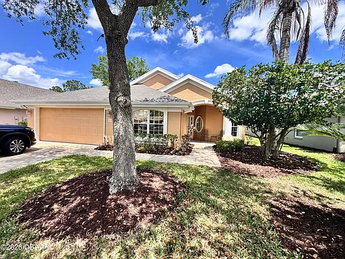 1315 Coconut Palm Cir Photo 1