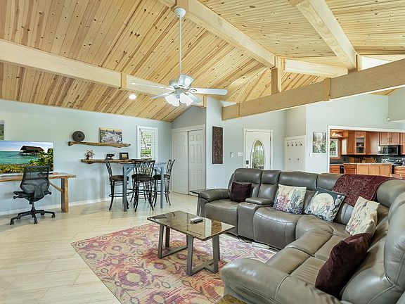 4th image of 203 Duck Lake Dr