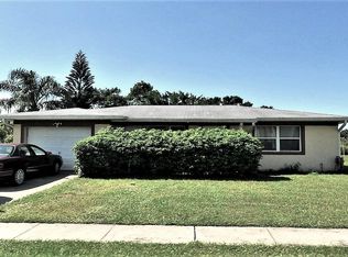 132 NE Solida Dr, Port Saint Lucie, FL 34983