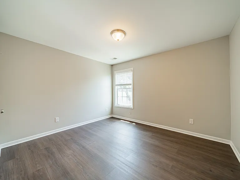 10001 Perth Moor Rd — Photo 31