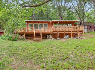 206 Lower Wolf Creek Rd, Wolf Creek, OR 97497