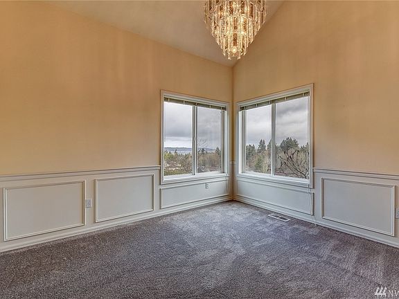 4th image of 5405 Chinook Dr NE
