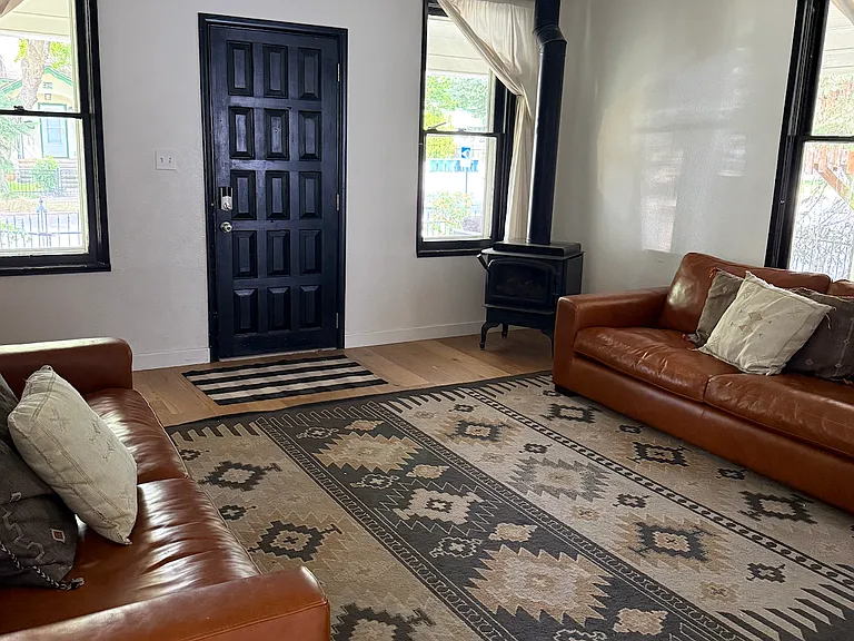 420 E Montana Ave — Photo 4