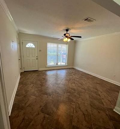 2nd image of 624 Magnolia Ave