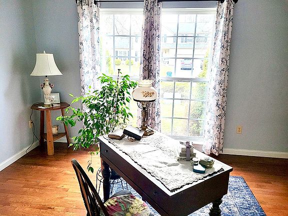 4th image of 6210 Alletta Cir