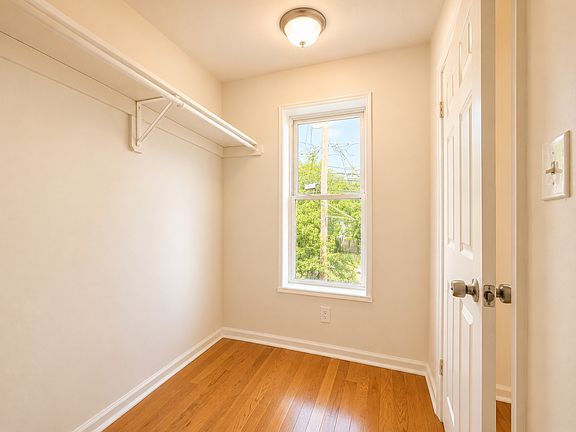 4th image of 435 S 17th St #2A