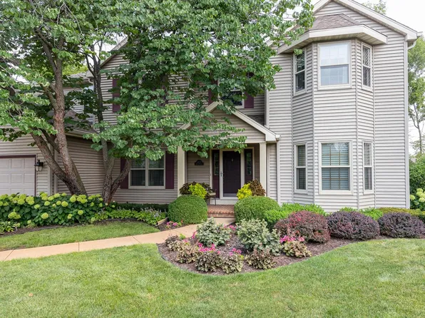 2872 Hidden Hollow Rd, Oshkosh, WI 54904