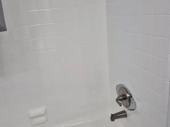 1120 W Florence Ave APT 2, Los Angeles, CA 90044