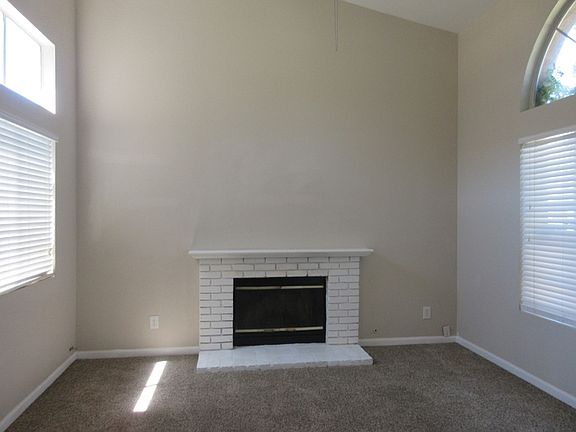 3rd image of 19221 Okeechobee Ln