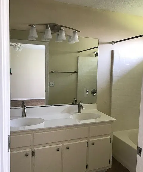 20 Stowe Rd — Photo 12