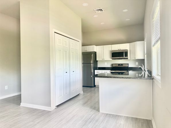 232 Shopping Center Rd #107