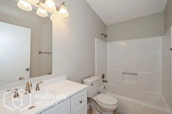 11220 Huxley Ave — Photo 13