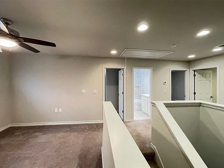 1602 Jacey Way — Photo 17
