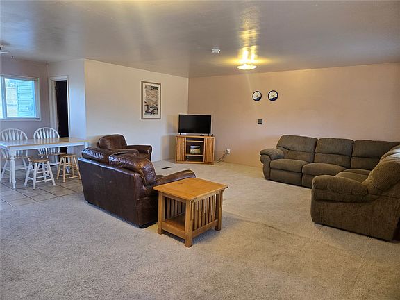 3rd image of 1309 Mount Elbert Drive