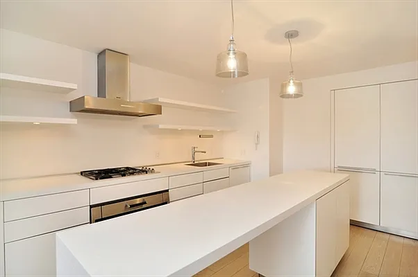 Sold by Citi Habitats | media 9