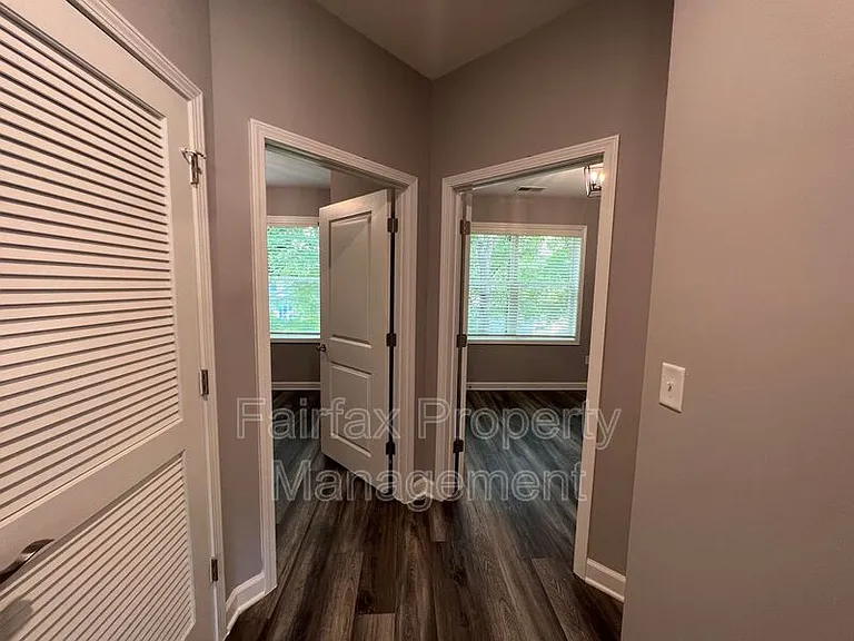518 Boone St #101 — Photo 8