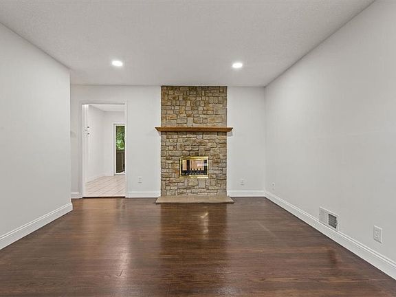 4th image of 7646 Falmouth St