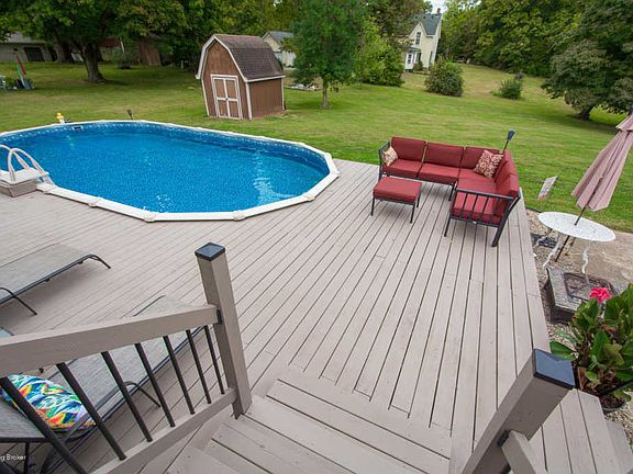 4th image of 4606 Fox Chase Dr