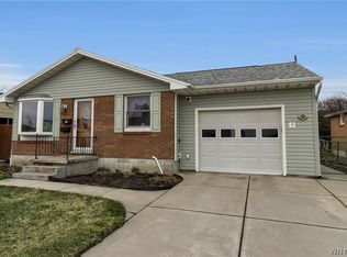 83 Lemoine Ave, Cheektowaga, NY 14227