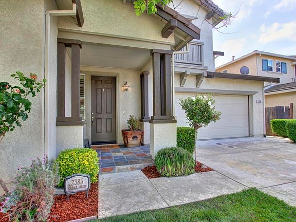 3rd image of 2385 Portola St