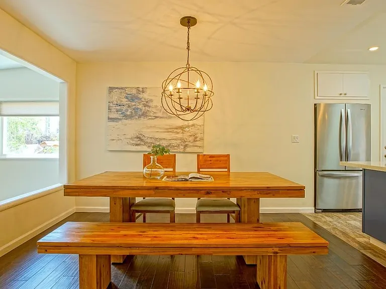 Dining 1