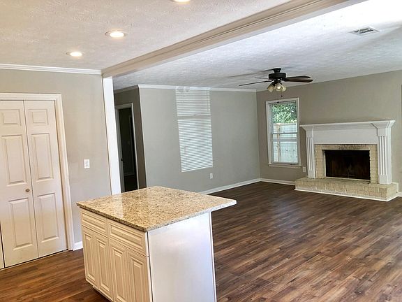 3rd image of 759 Indian Lake Dr