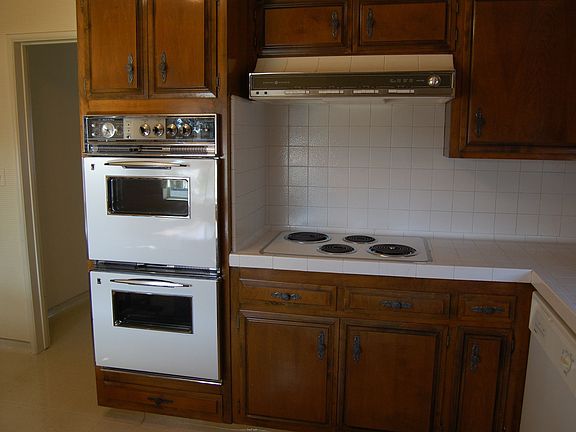 Electric Stove & Double Oven
