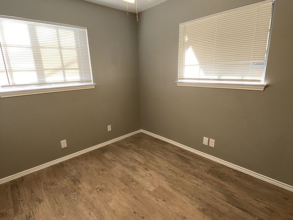 3rd image of 844 E Sunshine Dr #401